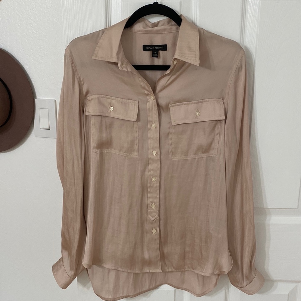 Banana republic satin blouse